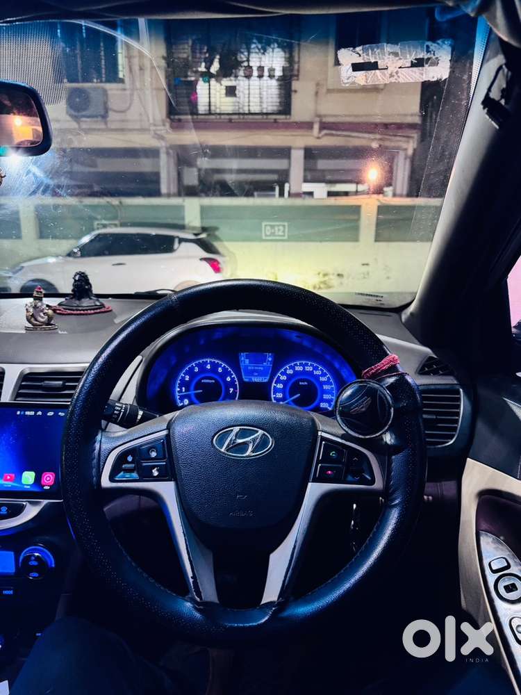 Hyundai Verna 2015 Km Driven