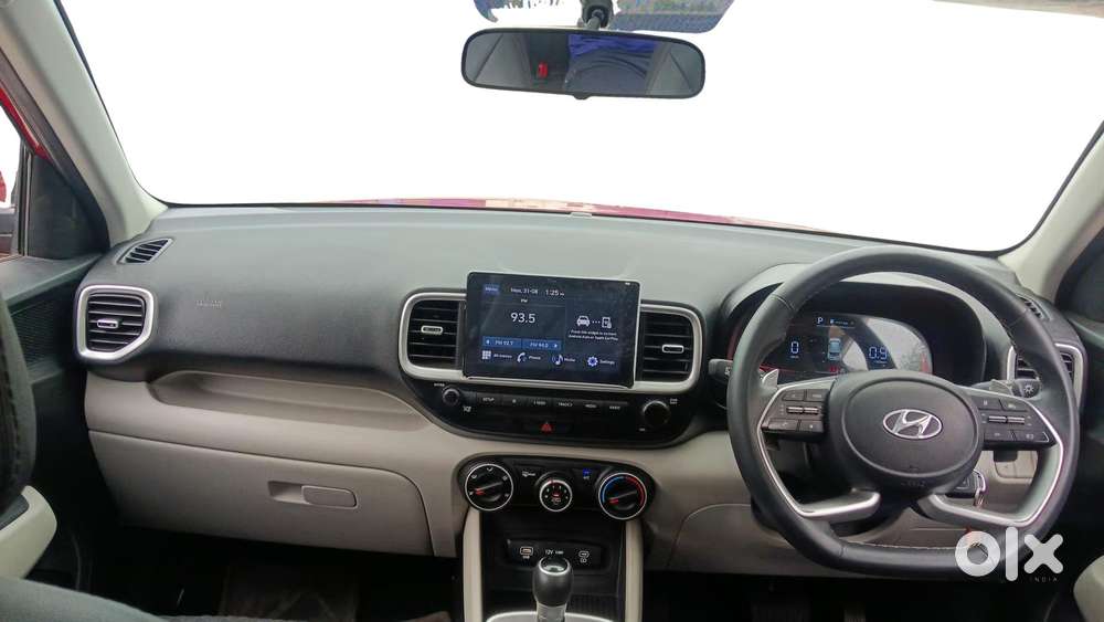 Hyundai Venue 1.0 S (o) Turbo Dct, 2024, Petrol