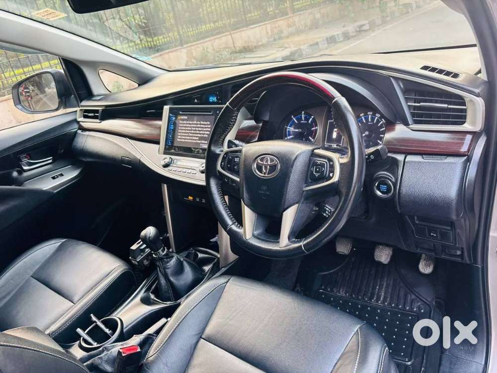 Toyota Innova Crysta