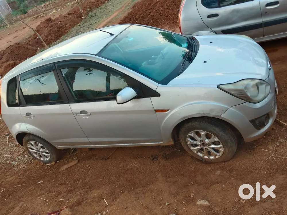 Ford Figo 9 Petrol 119870 Km Driven