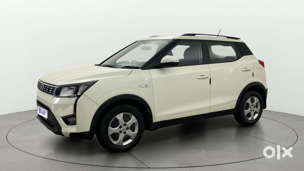 Mahindra Xuv300 W6 Amt Diesel, 2022, Diesel