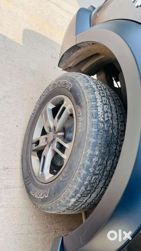 Mahindra Suv Petrol 2022