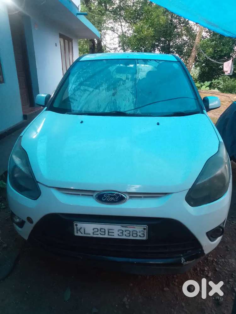 Ford Figo Petrol 2012