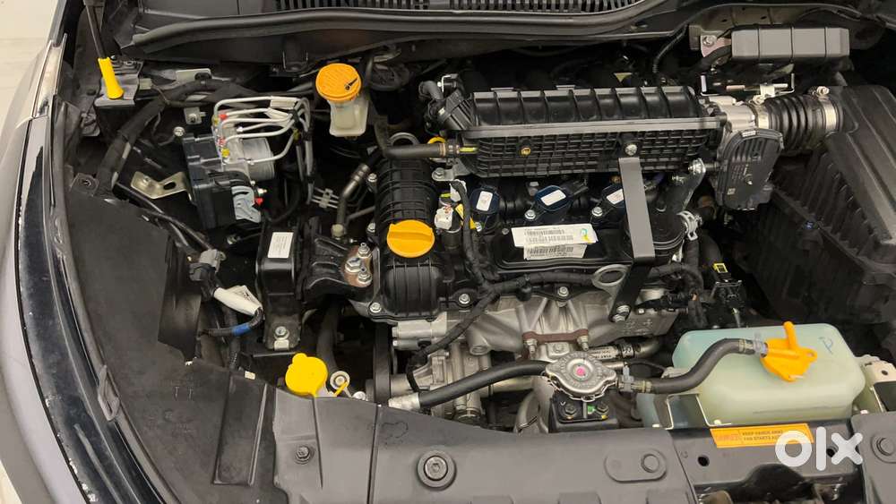 Tata Altroz 1.2 Xza Plus Dark Edition Dct, 2023, Petrol