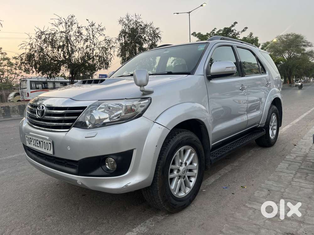 Toyota Fortuner 3.0 4x4 Manual, 2012, Diesel