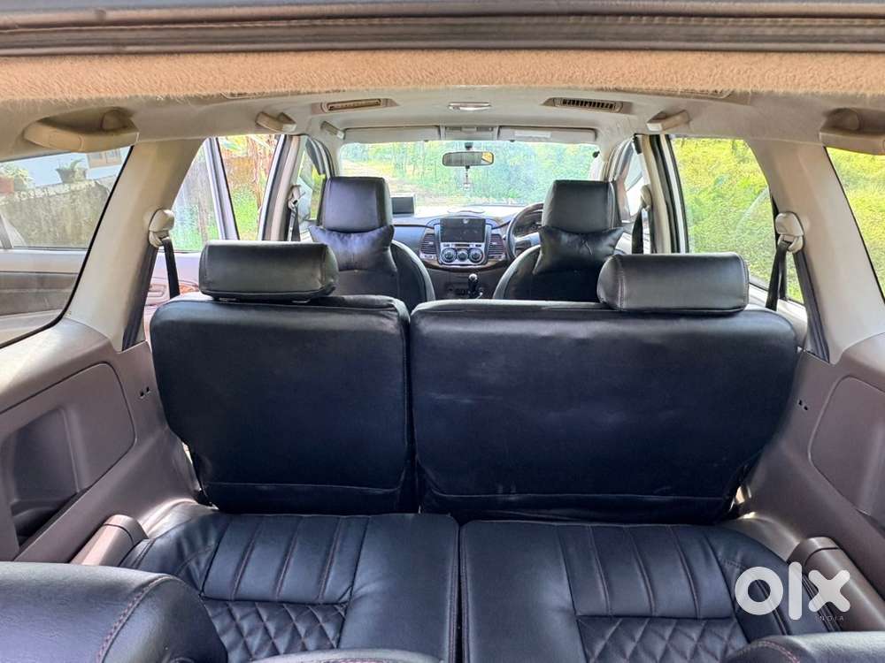 Toyota Innova Diesel 2015