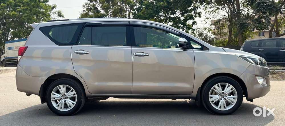 Toyota Innova Crysta 2.8z Automatic, 2019, Diesel
