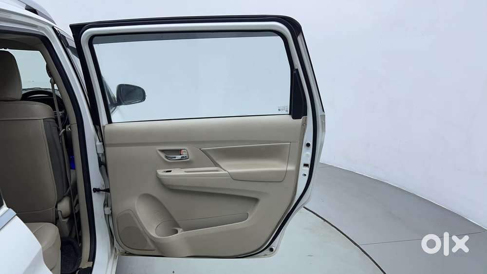 Maruti Suzuki Ertiga Zxi Plus At Shvs, 2024, Petrol