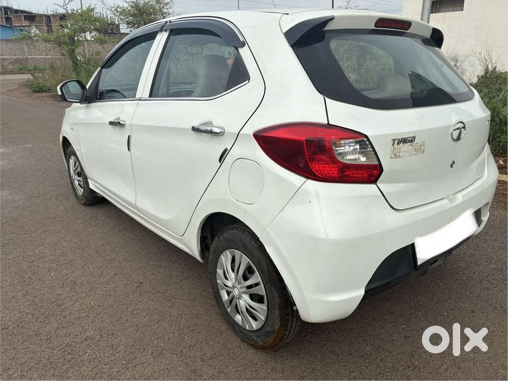 Tata Tiago 1.2 Revotron Xm, 2017, Petrol