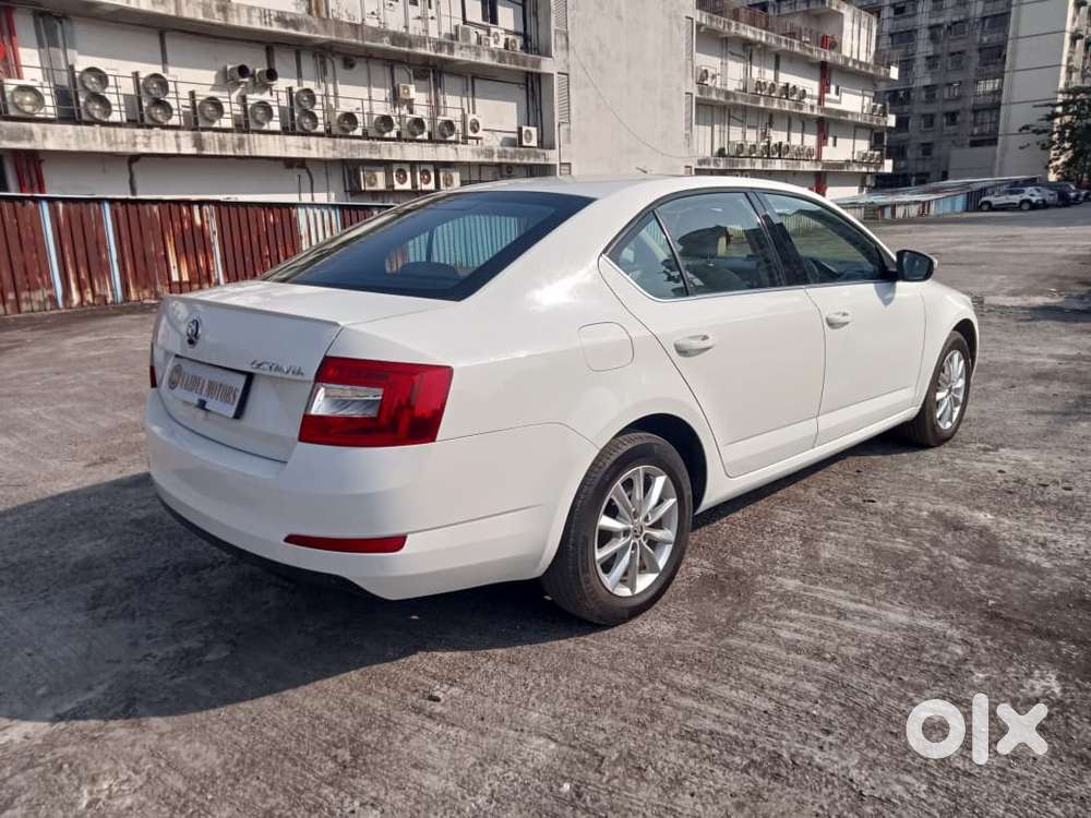 Skoda Octavia 2013-2017 Style Plus 1.8 Tsi At, 2016, Petrol