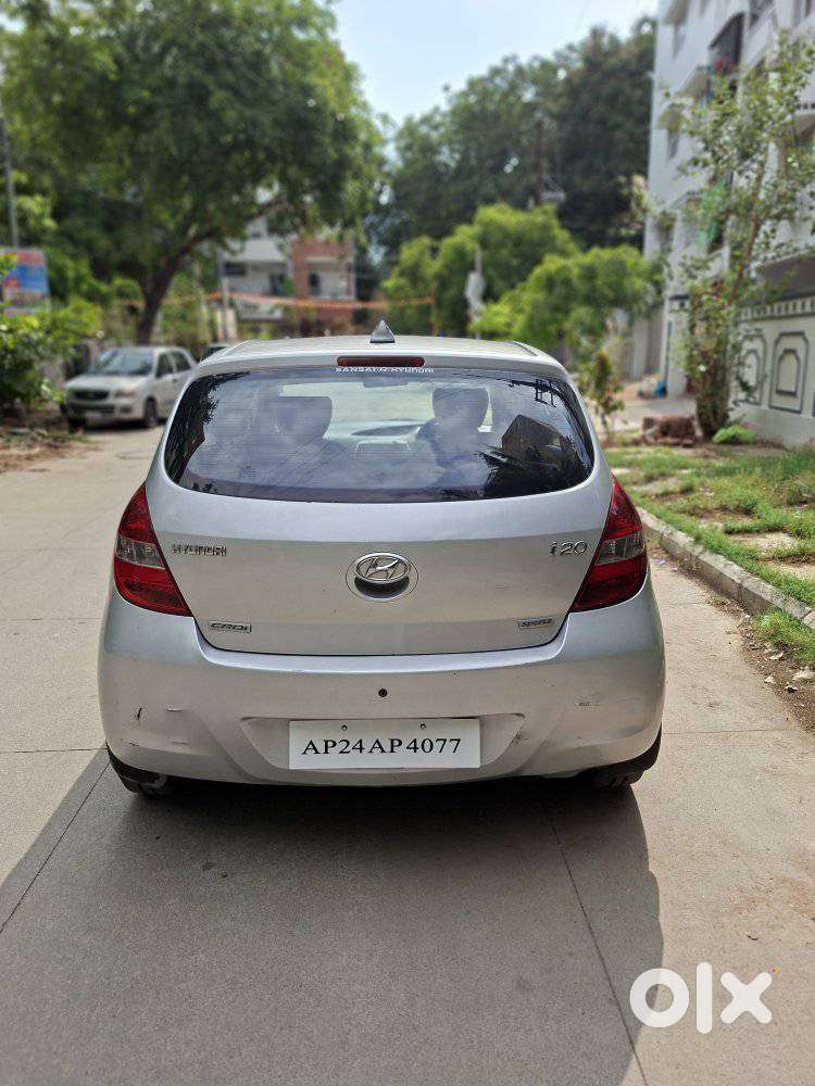Hyundai I20 Sportz 1.4 Crdi 6 Speed Bs-iv, 2012, Diesel