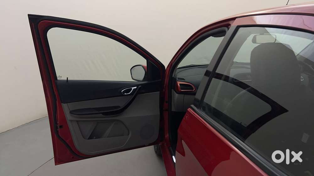 Tata Tiago Xza Plus, 2019, Petrol
