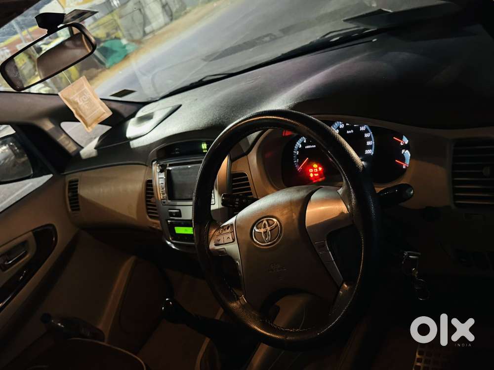 Toyota Innova 2.5 V 7 Str, 2014, Diesel