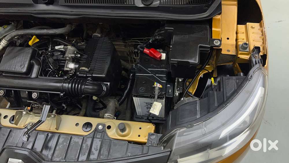 Renault Triber Rxt, 2022, Petrol