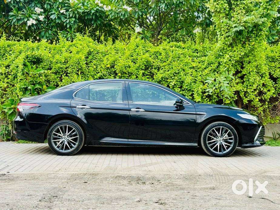Toyota Camry Hybrid, 2024, Petrol