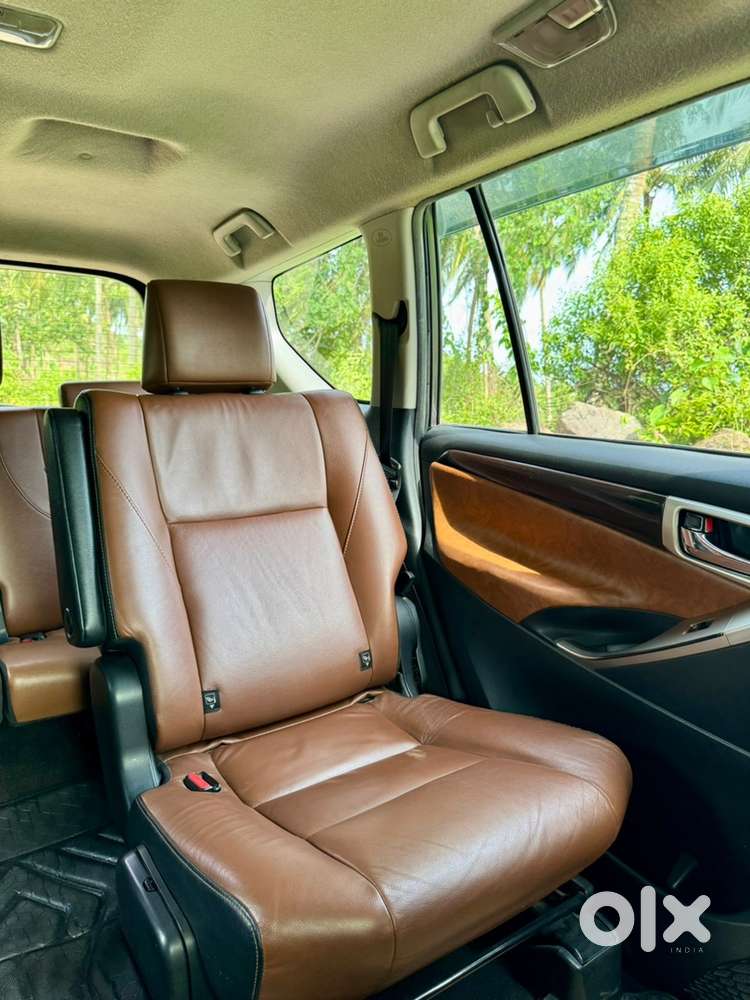 Toyota Innova Crysta 2017
