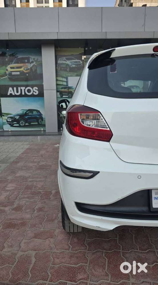 Tata Tiago 1.05 Revotorq Xt Option, 2023, Petrol