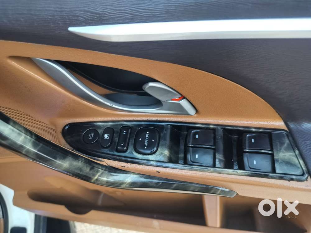 Mahindra Xuv500 W10 At, 2017, Diesel