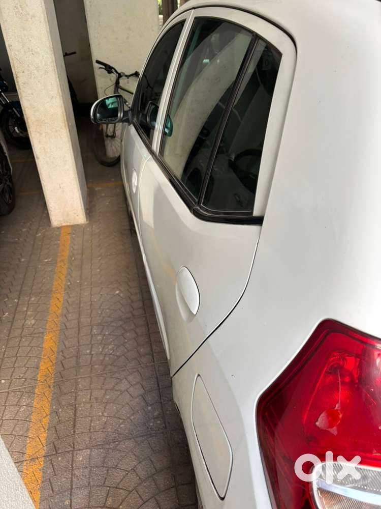 Hyundai I10 Sportz 2010 Km Driven