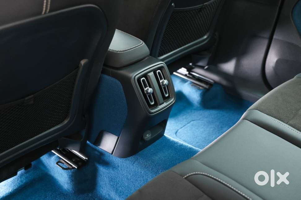 Volvo Ex40 Core, 2024, Electric