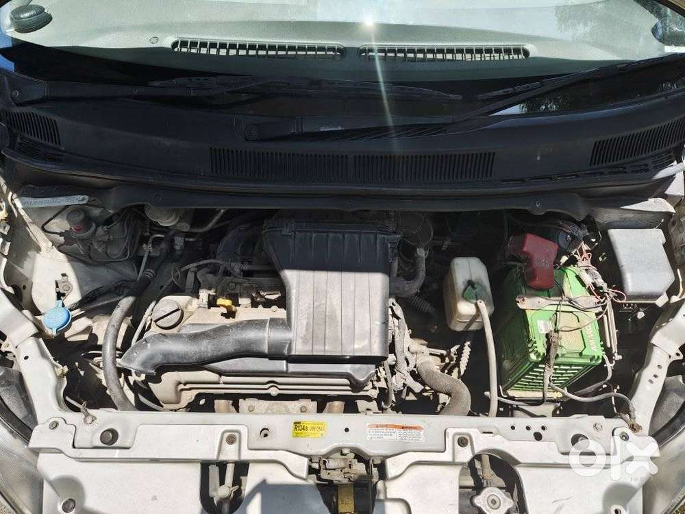 Maruti Suzuki Ritz Lxi, 2011, Petrol