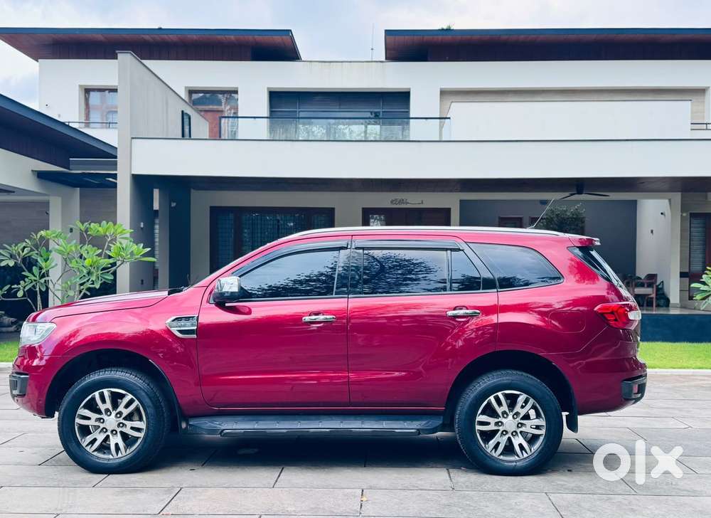 Ford Endeavour Titanium Plus 4x4, 2017, Diesel