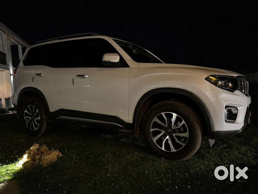 Mahindra Scorpio-n 2023 Petrol Well Maintained