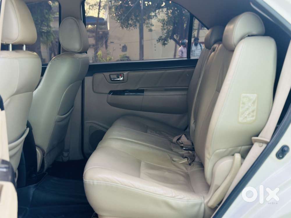 Toyota Fortuner 3.0 4x2 Automatic, 2015, Diesel