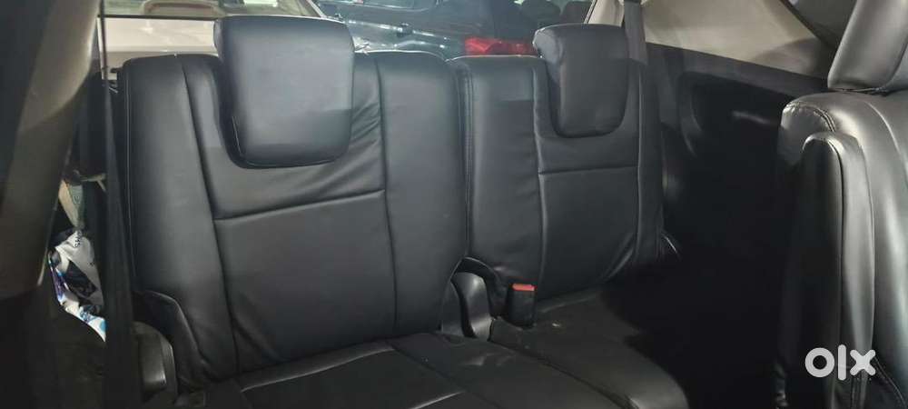 Toyota Innova Crysta 2017 Petrol Well Maintained
