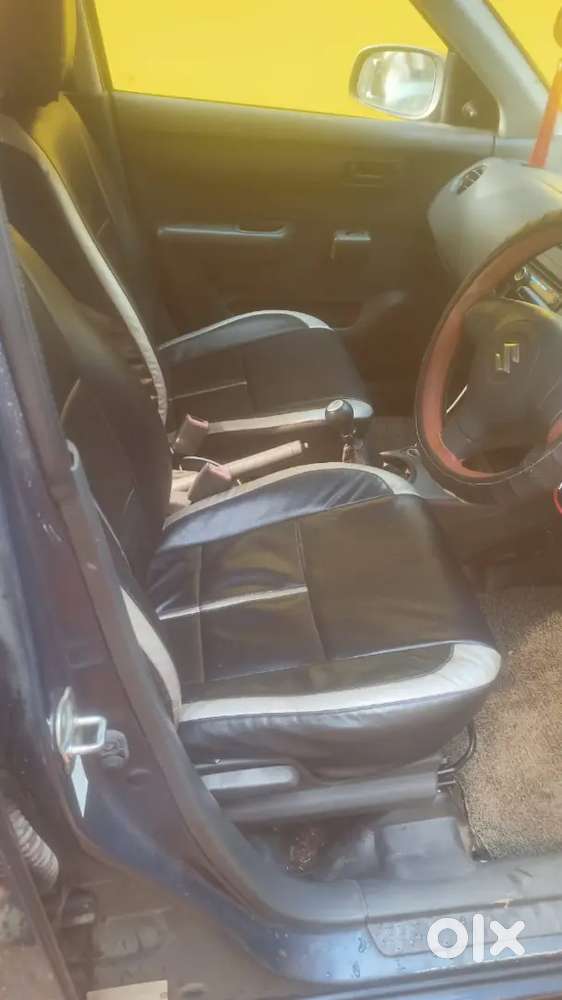 Maruti Suzuki Dzire 2010 Petrol 45000 Km Driven