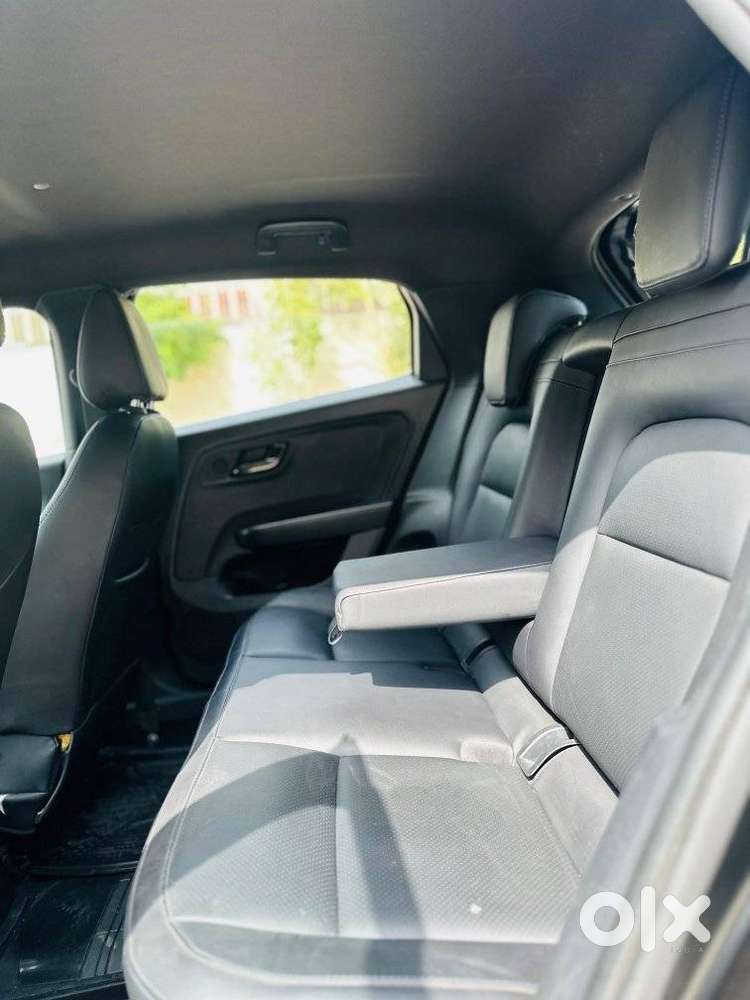 Tata Altroz 1.2 Xt Dark Edition Petrol, 2023, Petrol