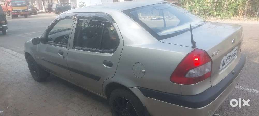 Ford Ikon 2008 Petrol 90000 Km Driven