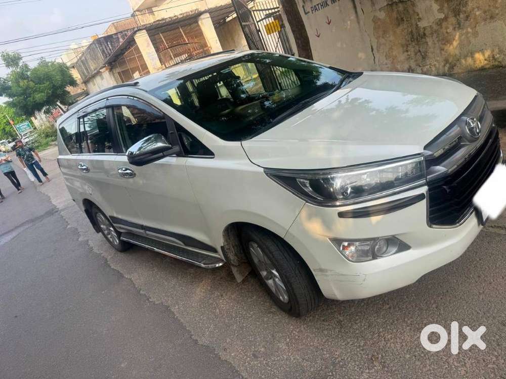 Toyota Innova Crysta 2.4 Z 7 Str, 2017, Diesel