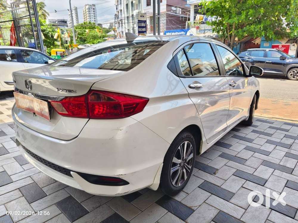 Honda City 1.5 Vx I-dtec Mt, 2018, Petrol