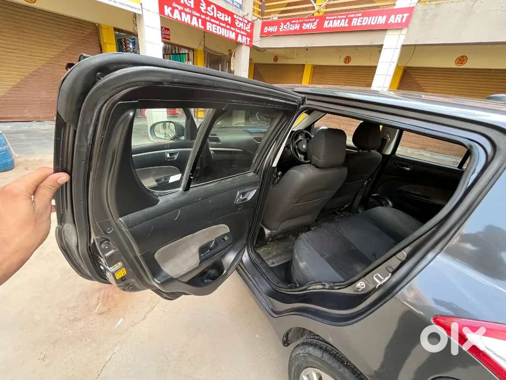 Maruti Suzuki Swift 2015 Diesel 75000 Km Driven