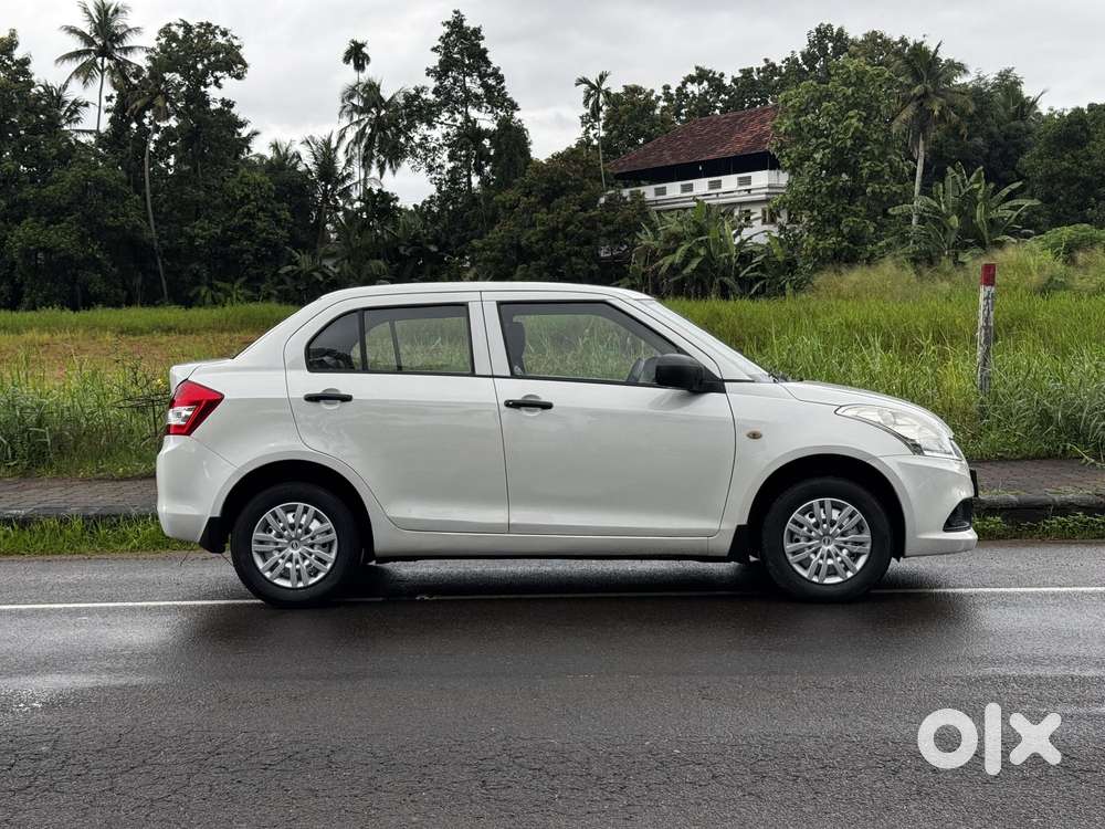 Maruti Suzuki Swift Dzire Ldi Optional, 2017, Diesel