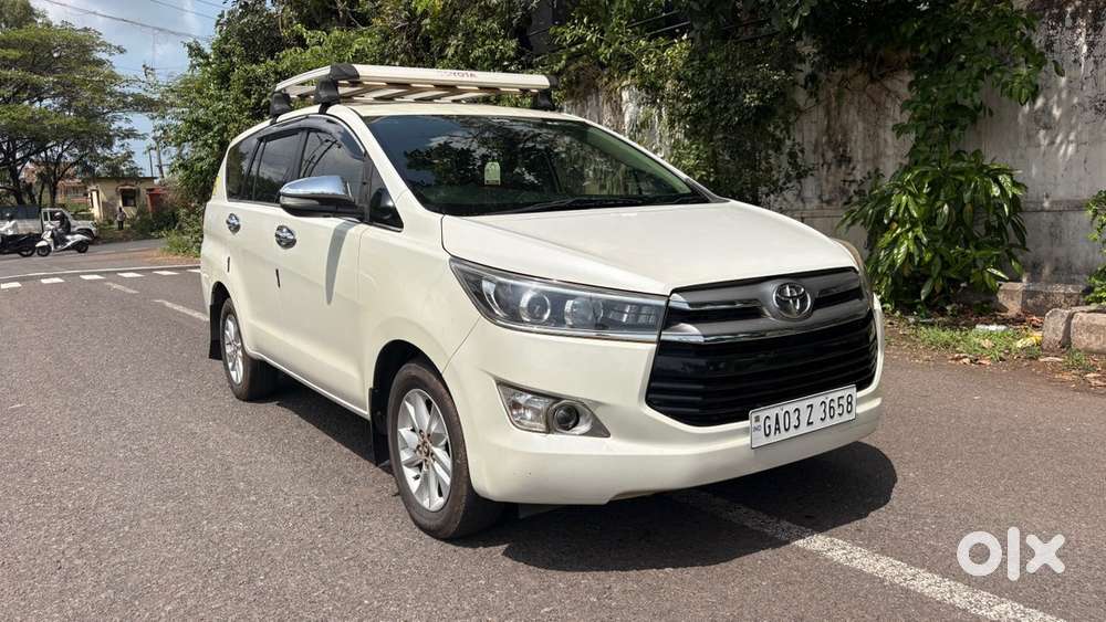 Toyota Innova Crysta 2017