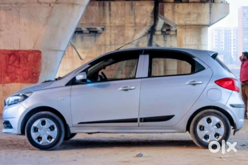 Tata Tiago 1.2 Revotron Xt, 2017, Petrol