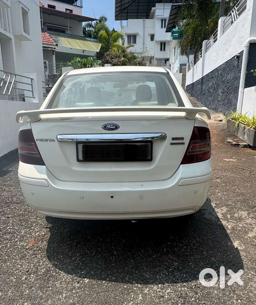 Ford Fiesta 2011 Diesel Diamond White Well Maintained
