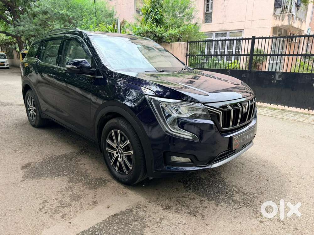 Mahindra Xuv700 2.0 Ax 7 Petrol At Str, 2024, Petrol