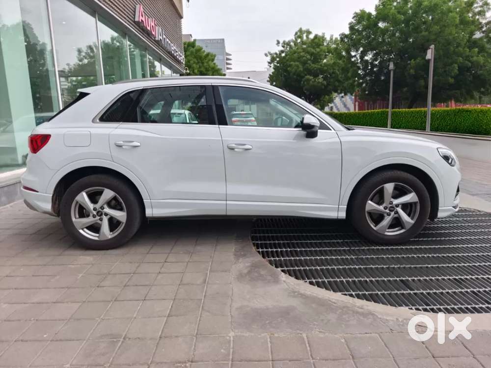 Audi Q3 40 Tfsi Premium Plus, 2023, Petrol