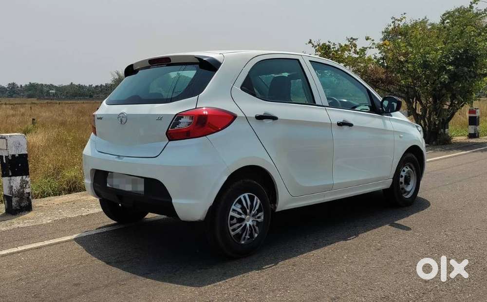 Tata Tiago 1.2 Revotron Xt (o), 2018, Petrol