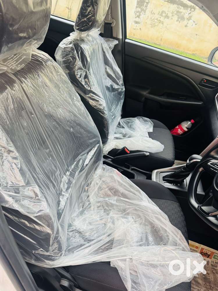 Maruti Suzuki Brezza 1.5 Vxi At Smart Hybrid, 2025, Petrol