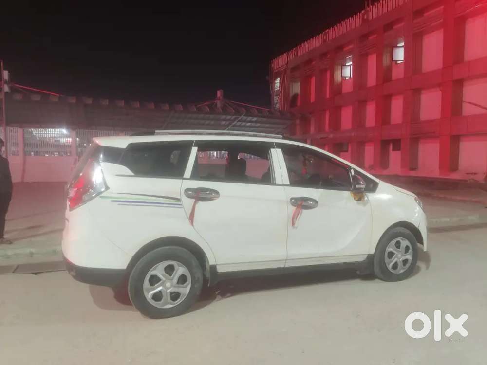 Mahindra Marazzo M2 8 Seater 2019 Second Owner Jh Number