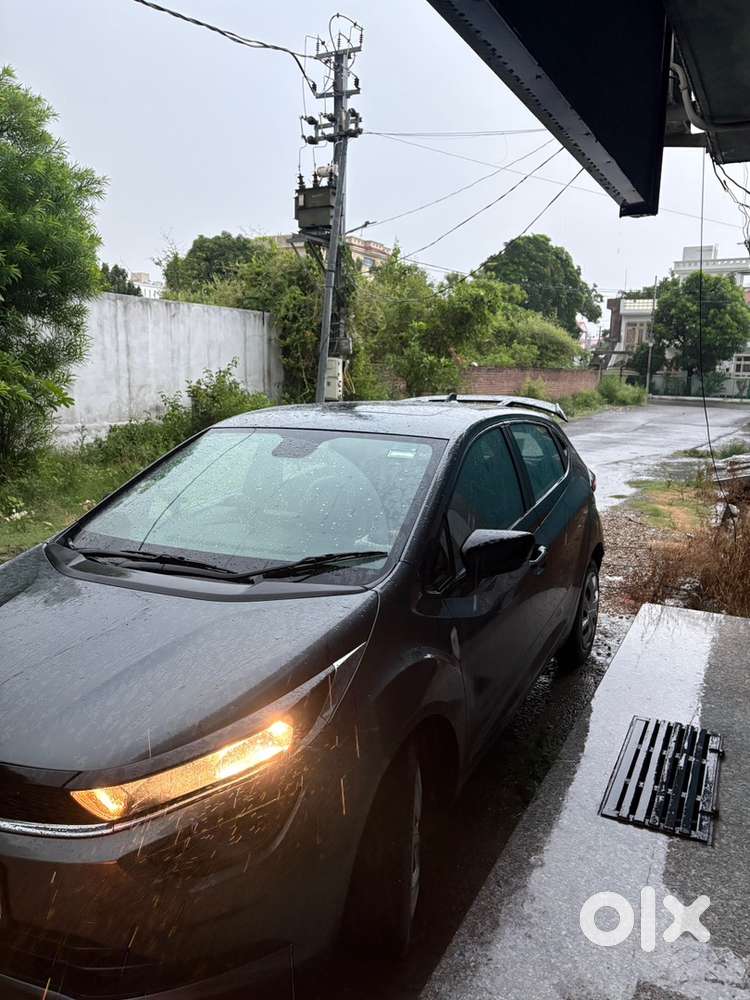 Tata Altoz Petrol Manual 2024