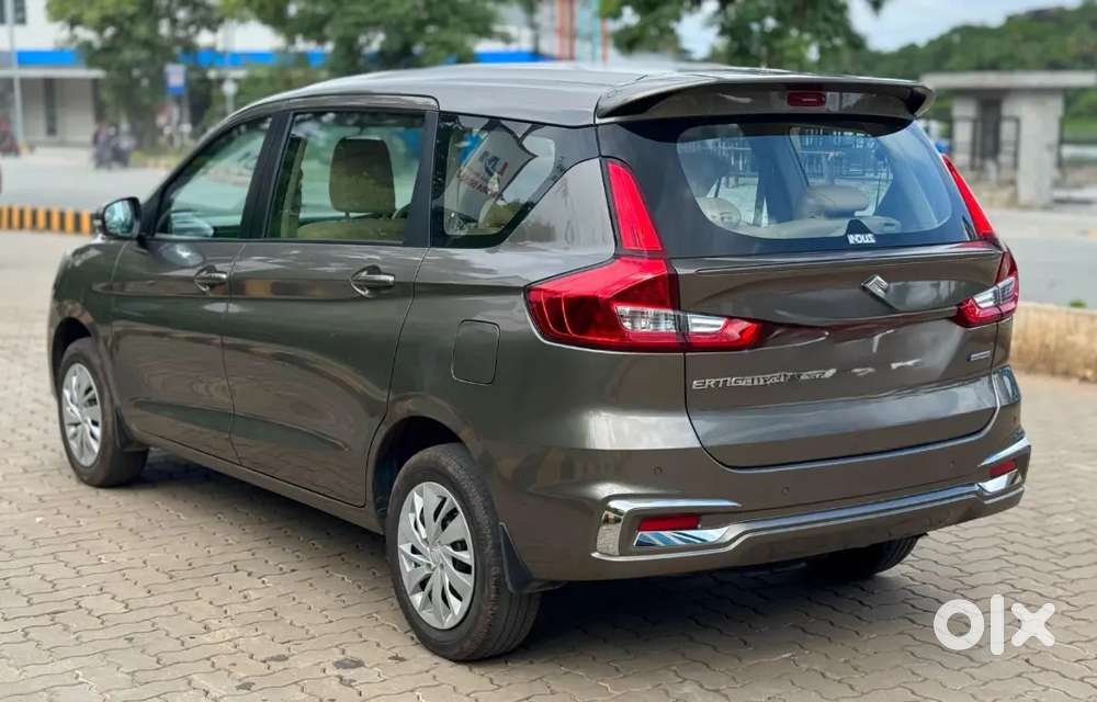 Maruti Suzuki Ertiga 2023 Petrol 20000 Km Driven Hybrid Engine