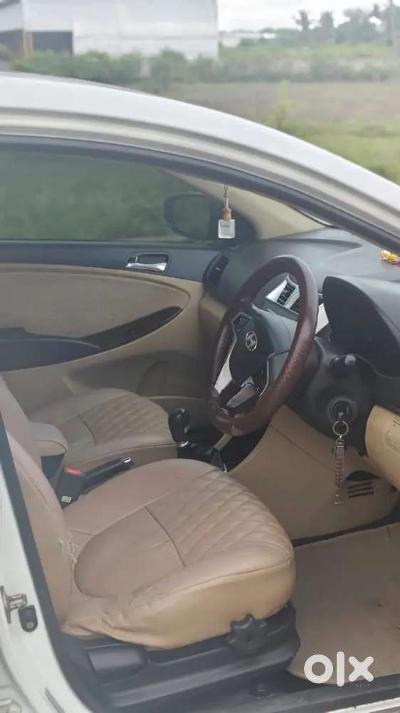 Hyundai Verna Crdi 2012