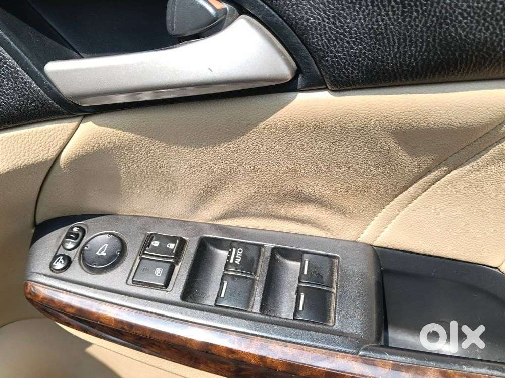 Honda Accord 2.4 Manual, 2010, Petrol