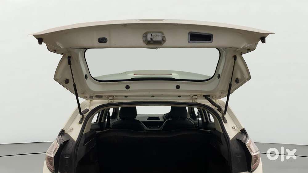 Tata Nexon 1.2 Revotron Xm, 2019, Petrol