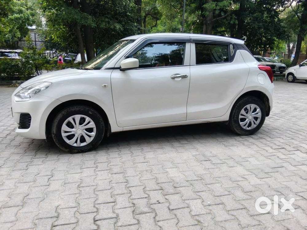 Maruti Suzuki Swift 1.2 Lxi (o), 2020, Petrol